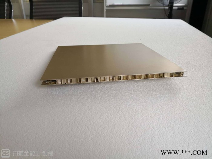 大用鋁型材生產(chǎn)加工處理廠 表面加工 氧化 產(chǎn)品可定制 工業(yè)型材推拉桿電子元件 散熱器氣缸 等型材
