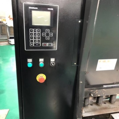 靜德數控 出售轉讓全新（二手）金方圓數控剪板機，金方圓產，型號：VR6*4000MM  ，剪板厚度：6MM，剪板長度：4